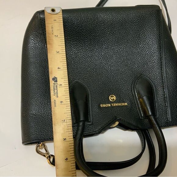 michael kors Mae Medium Pebbled Leather Messenger Bag - Picture 7 of 16